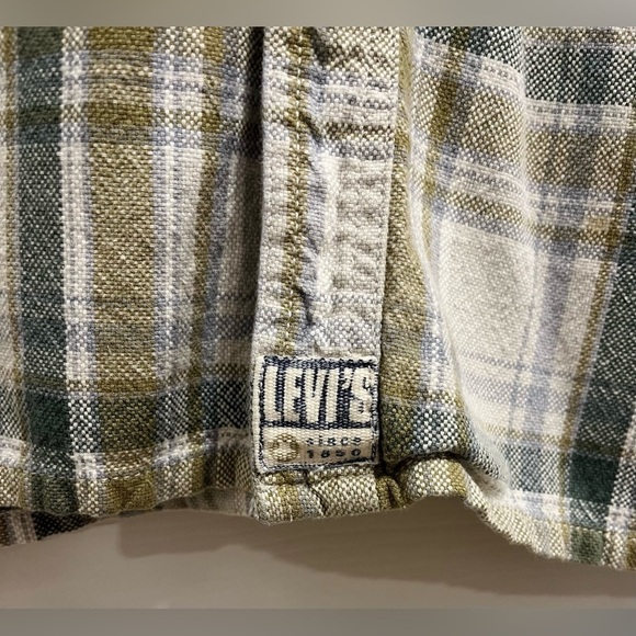 Vintage Levi's Green Woven Plaid Shirt- Size Large - Picture 4 of 8